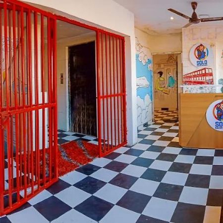 Solo Backpacker Pansiyon Mumbai Dış mekan fotoğraf