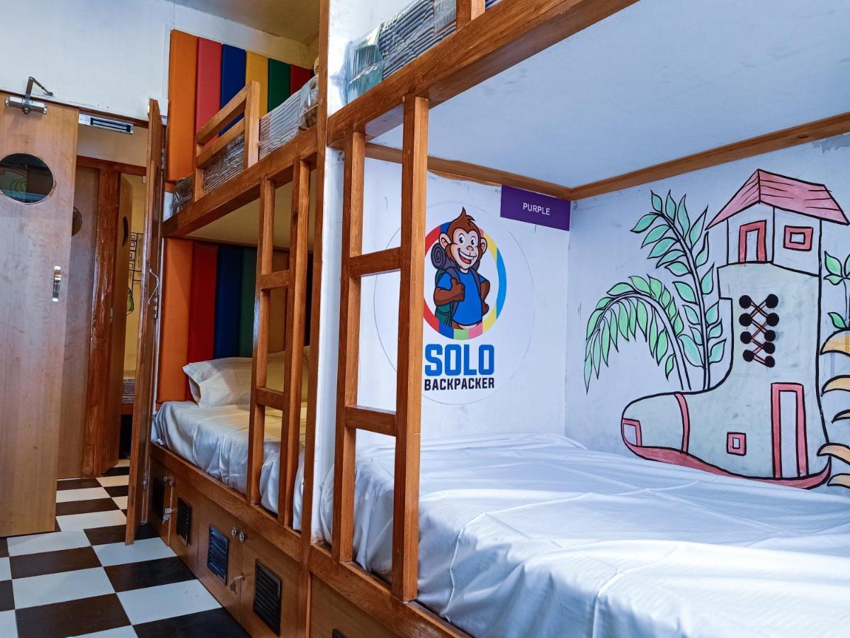 Solo Backpacker Pansiyon Mumbai Dış mekan fotoğraf
